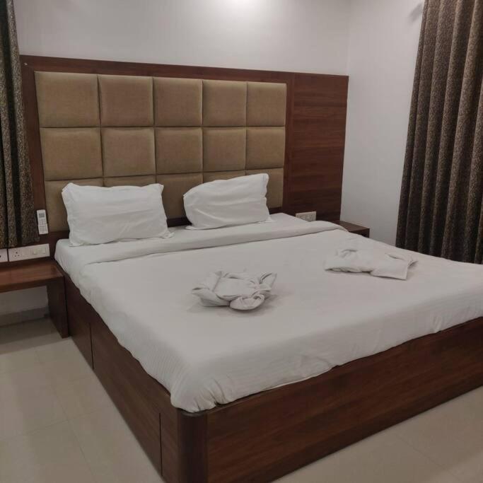 Chillx Comfort Stay 2Bhk Luxury Apt Арпора Екстериор снимка